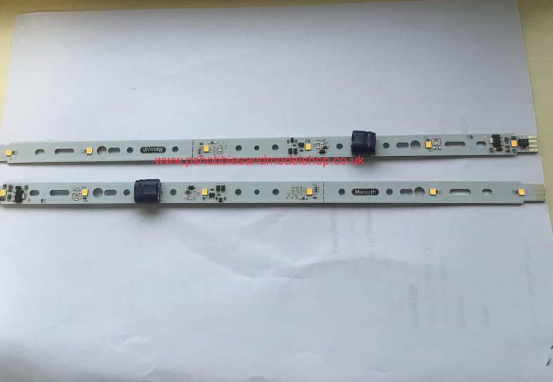 M-8123011 300mm twin pack Light bar